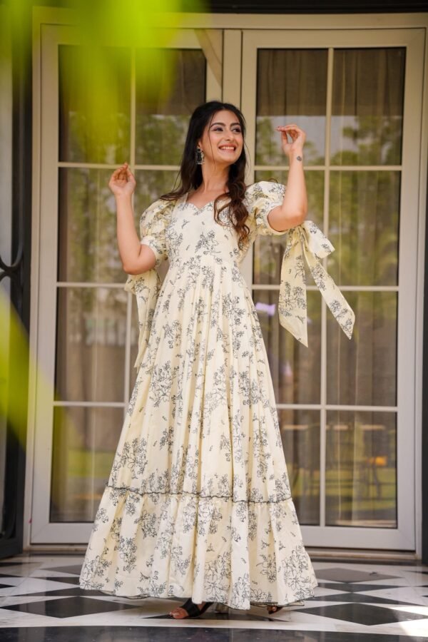 Most Beautuful And Attractive WESTERN MAXI DRESS - Image 5