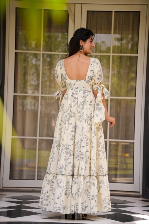 Most Beautuful And Attractive WESTERN MAXI DRESS - Image 4
